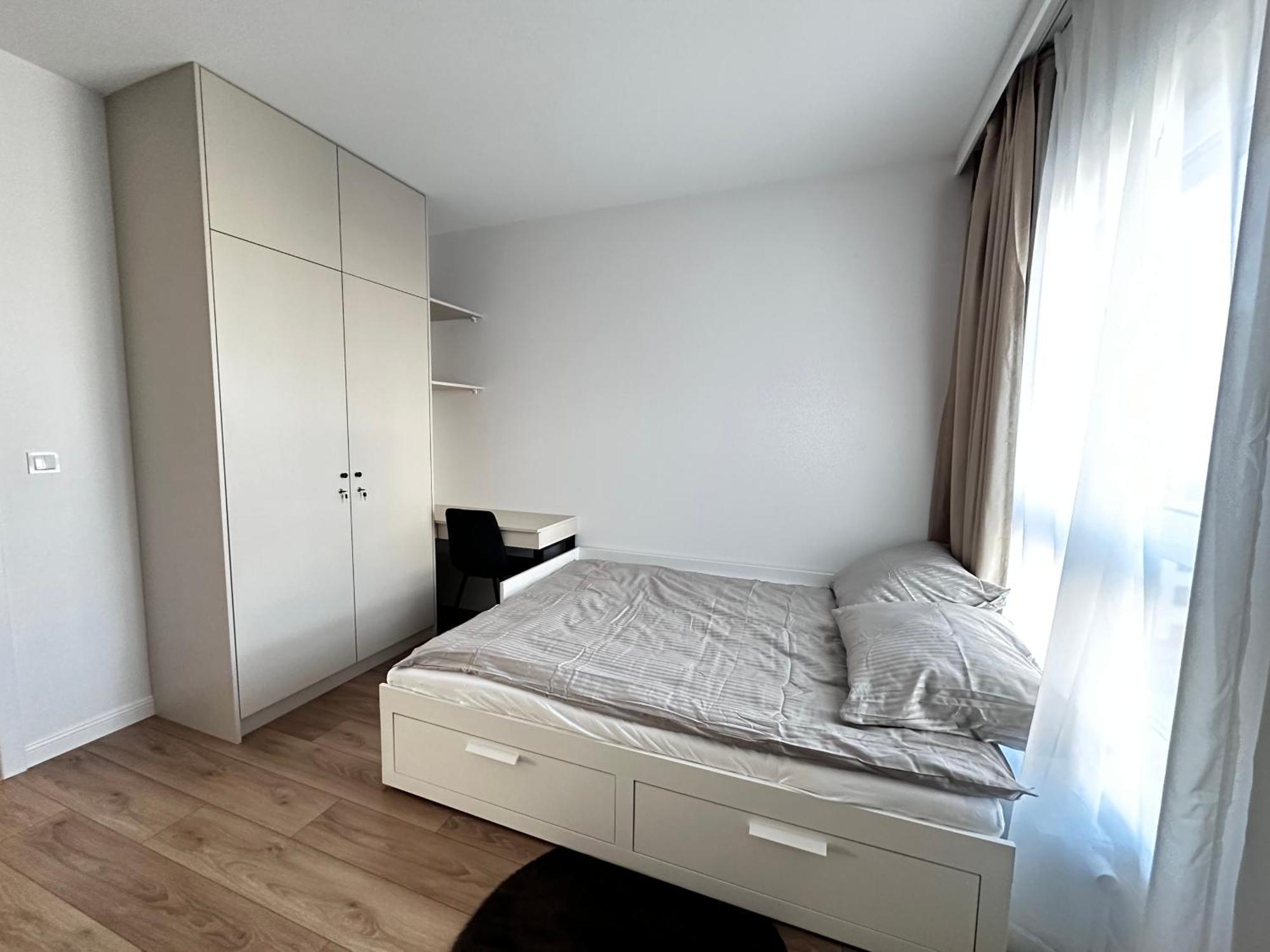 Apartament Kaskady Airport Modern - Close To The Airport And Center Warszawa